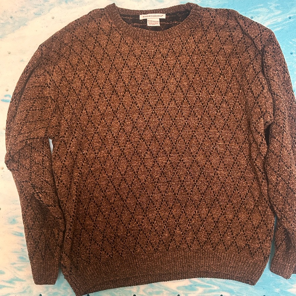 Knights Bridge Golden and Black Sweater